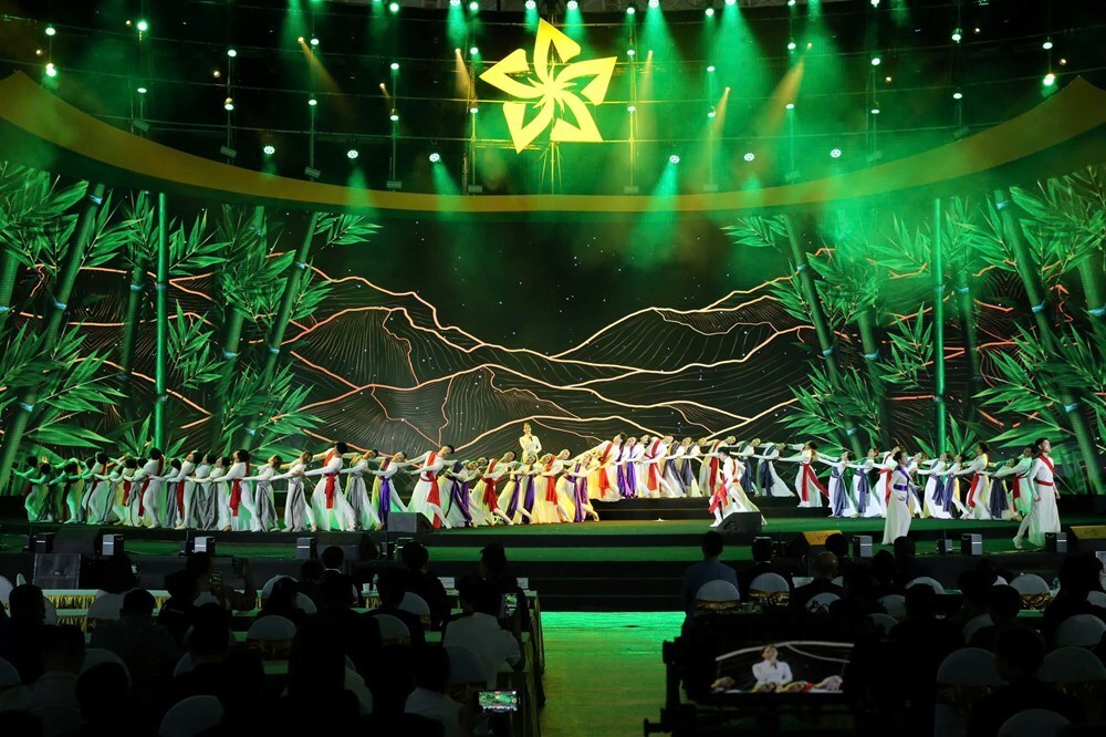 Hội chợ mùa Thu lần thứ Nhất - 2025 là nơi kết nối văn hoá, khoa học, công nghệ và đổi mới sáng tạo - ảnh 6