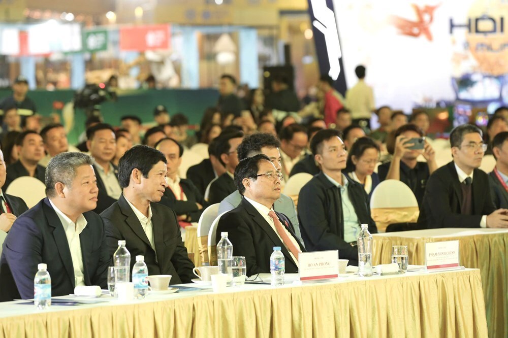 Hội chợ mùa Thu lần thứ Nhất - 2025 là nơi kết nối văn hoá, khoa học, công nghệ và đổi mới sáng tạo - ảnh 1