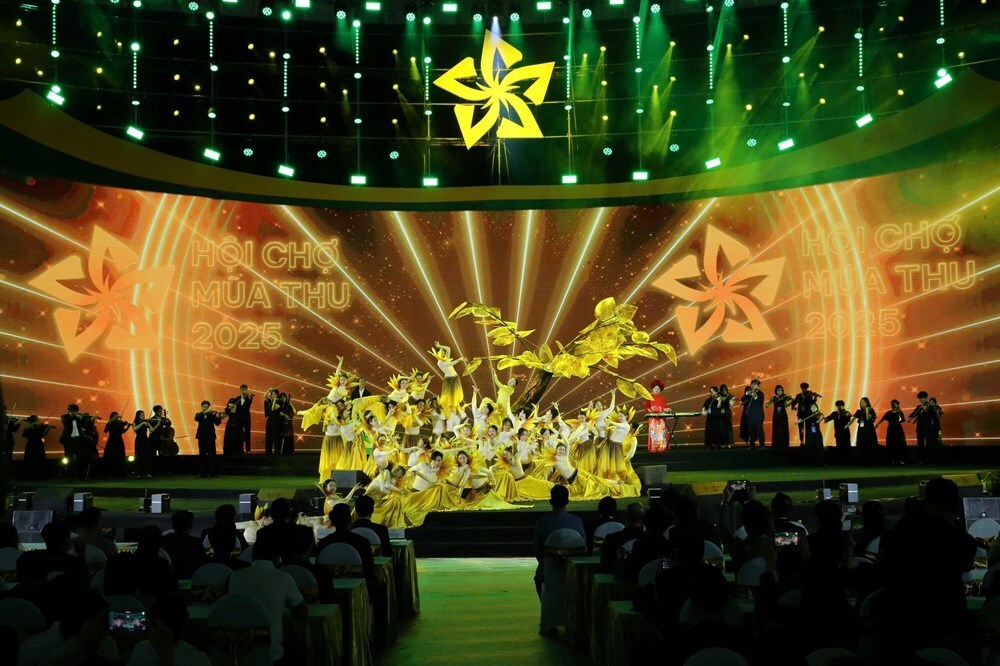 Hội chợ mùa Thu lần thứ Nhất - 2025 là nơi kết nối văn hoá, khoa học, công nghệ và đổi mới sáng tạo - ảnh 7