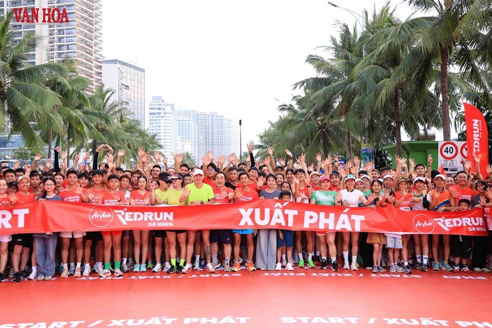Gần 8.000 VĐV tham gia Giải chạy AirAsia RedRun Đà Nẵng 2026 - Quán quân 21  - ảnh 3