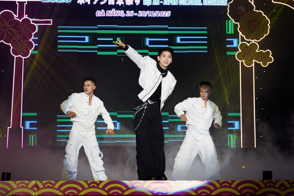Sôi động đêm khai mạc Giao lưu văn hóa Hội An - Nhật Bản lần thứ 21 - ảnh 6