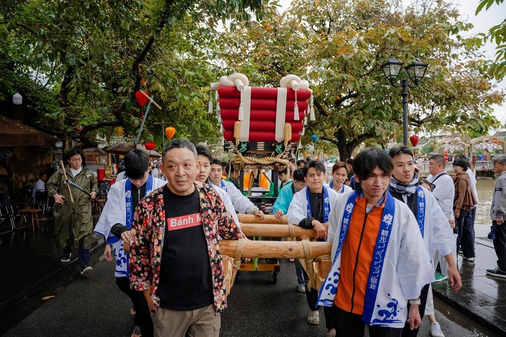 Sôi động đêm khai mạc Giao lưu văn hóa Hội An - Nhật Bản lần thứ 21 - ảnh 4