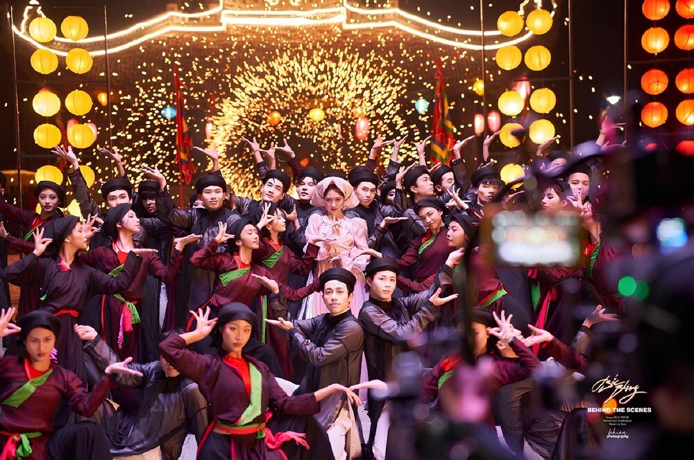 Còn đó những khe cửa hẹp - ảnh 1