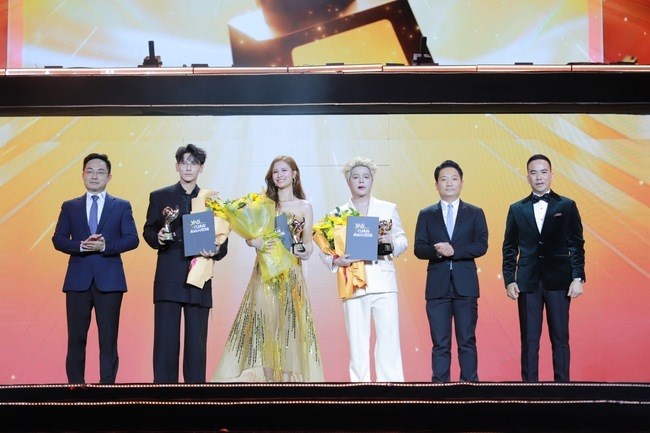 Giải thưởng Quảng cáo sáng tạo Việt Nam 2025: Vạn Xuân Awards 2025 vinh danh 63 ý tưởng sáng tạo xuất sắc - Ảnh 11.