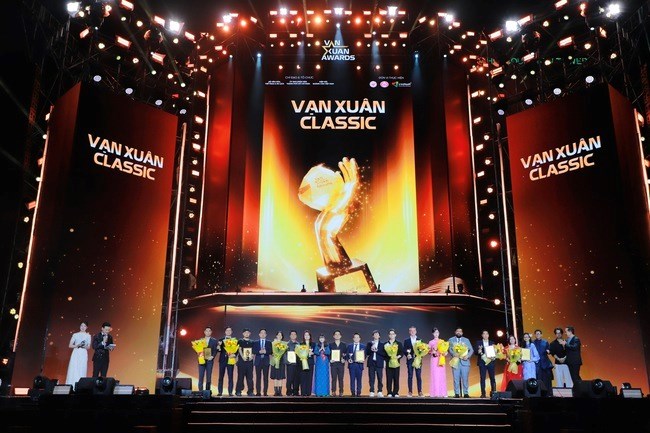 Giải thưởng Quảng cáo sáng tạo Việt Nam 2025: Vạn Xuân Awards 2025 vinh danh 63 ý tưởng sáng tạo xuất sắc - Ảnh 13.