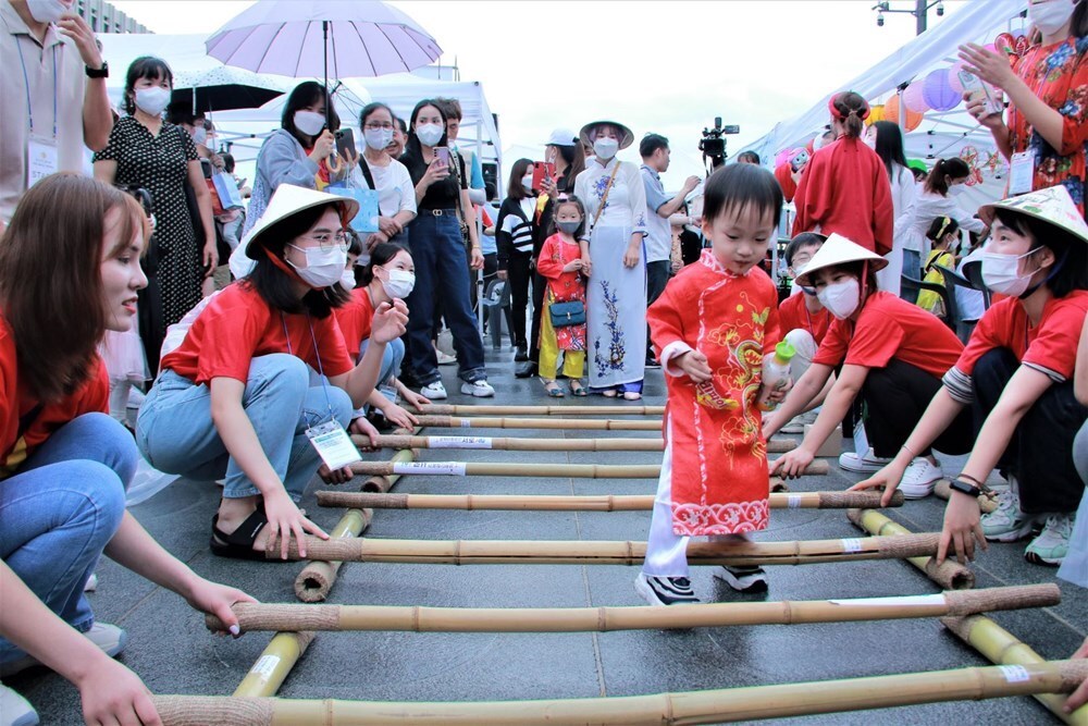  Định vị Việt Nam bằng sức mạnh văn hóa - ảnh 3