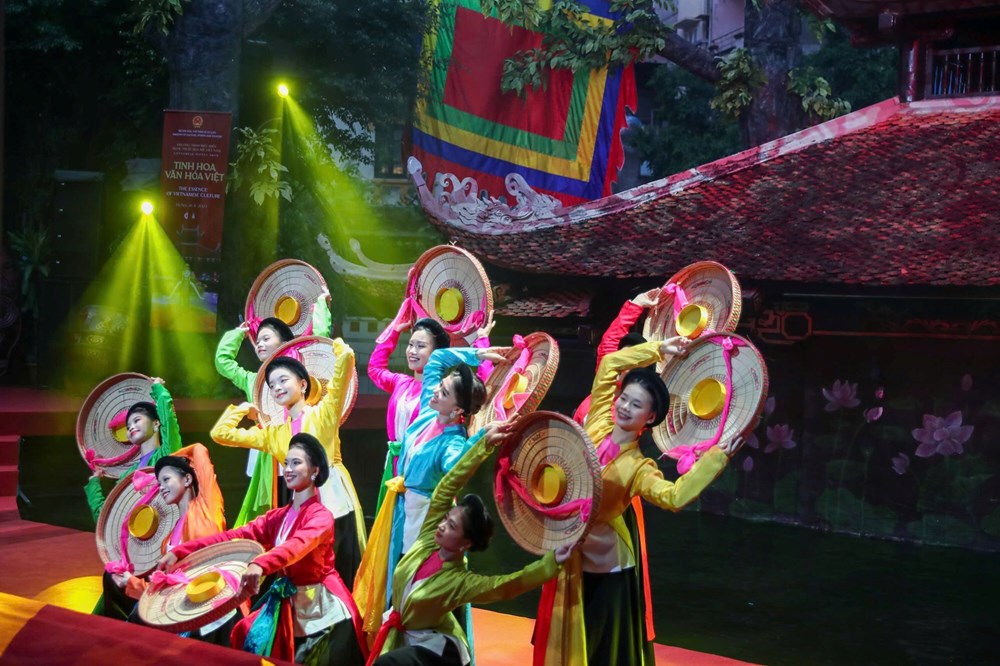 Văn hóa giúp khẳng định vai trò, đóng góp của Việt Nam trên trường quốc tế - ảnh 6