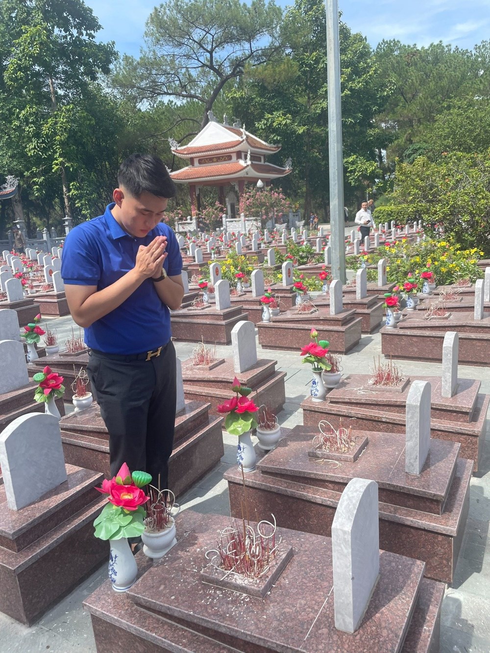 Chi Đoàn Cục Bản quyền tác giả tham gia chương trình chuỗi hoạt động tri ân tại tỉnh Quảng Trị nhân Kỷ niệm 79 năm Ngày Thương binh - Liệt sĩ (27/7/1947 - 27/7/2026) - ảnh 2