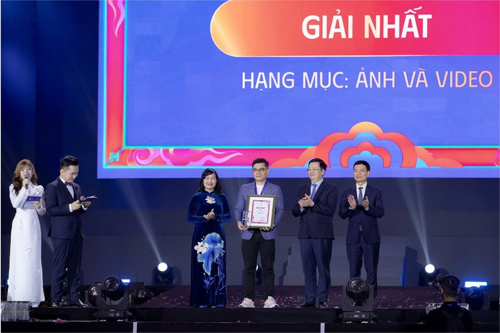 Trao Giải thưởng thường niên về quyền con người “Việt Nam hạnh phúc – Happy Vietnam 2025” - ảnh 1