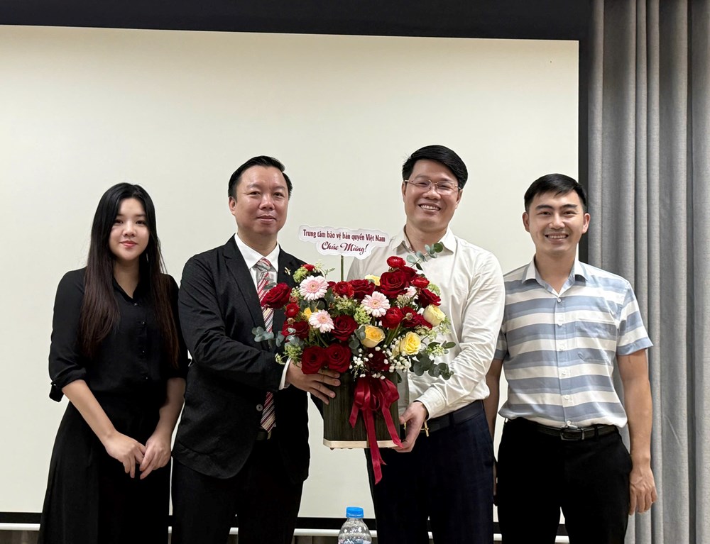 Trao Quyết định bổ nhiệm Phó Giám đốc Trung tâm Bảo vệ bản quyền Việt Nam, Cục Bản quyền tác giả - ảnh 5